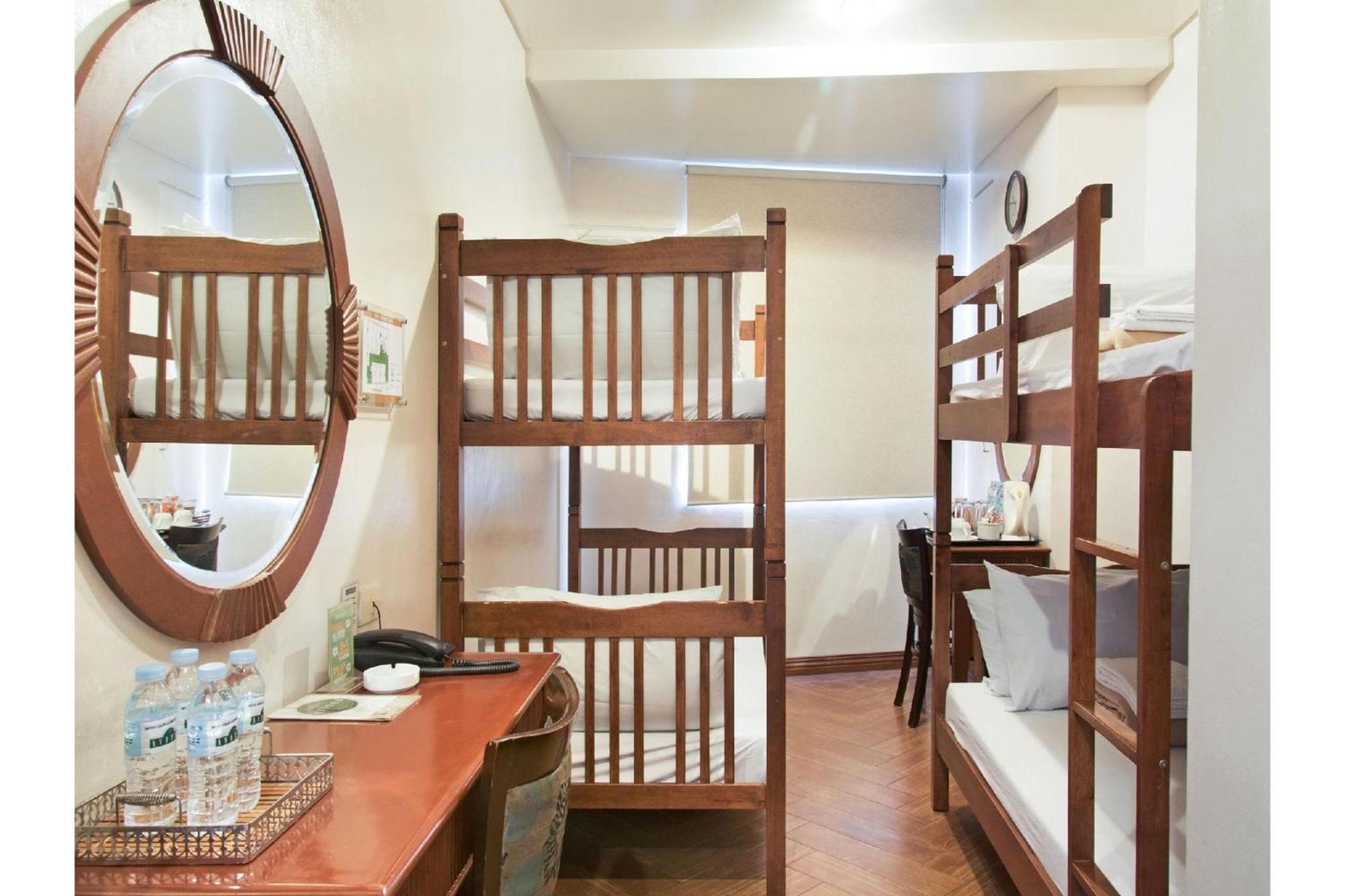Townhouse Oak Avitel Hotel Near Osmena Highway, Pnr Pasay Station, Metro Manila Makati City Zewnętrze zdjęcie