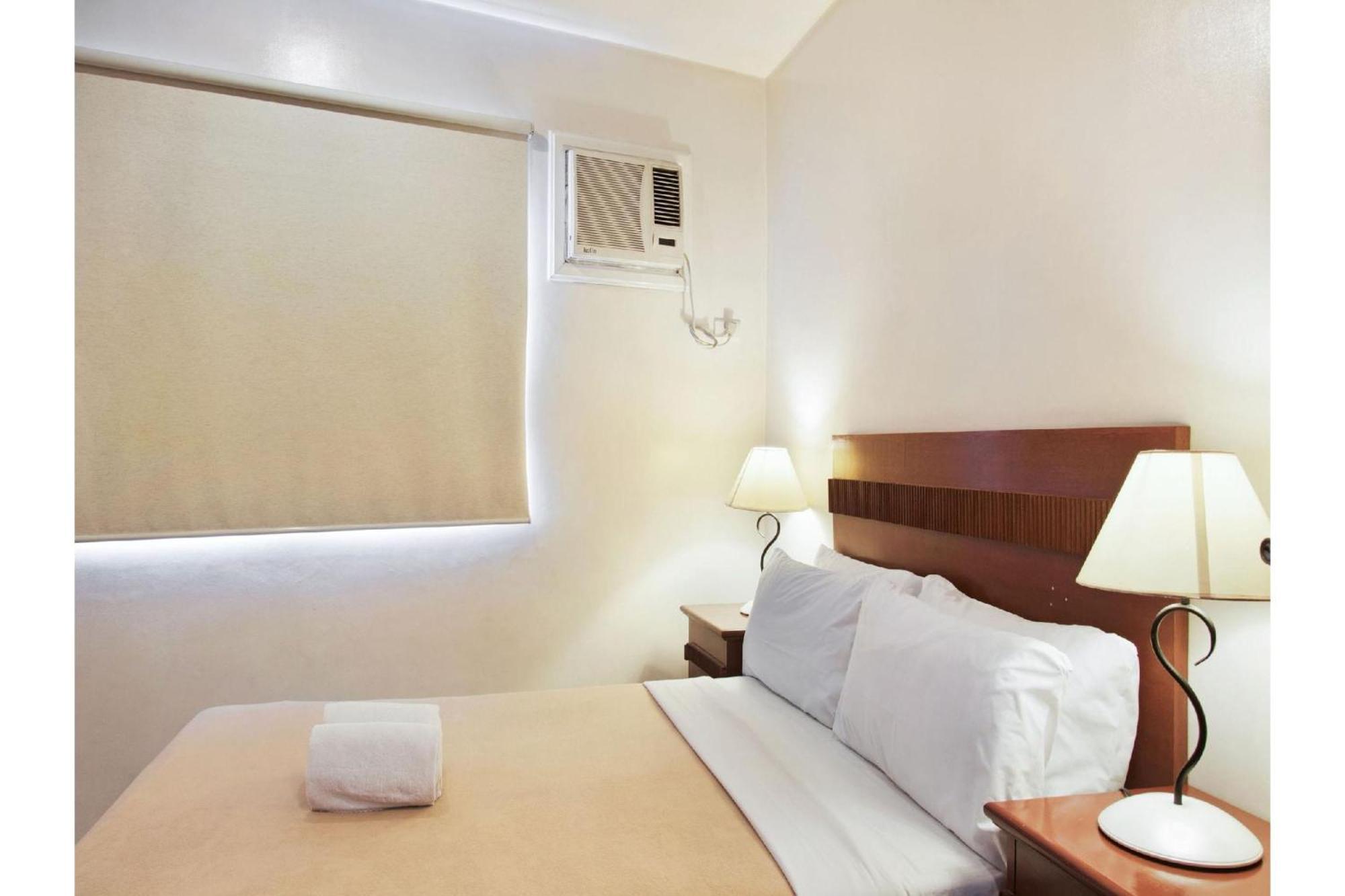 Townhouse Oak Avitel Hotel Near Osmena Highway, Pnr Pasay Station, Metro Manila Makati City Zewnętrze zdjęcie