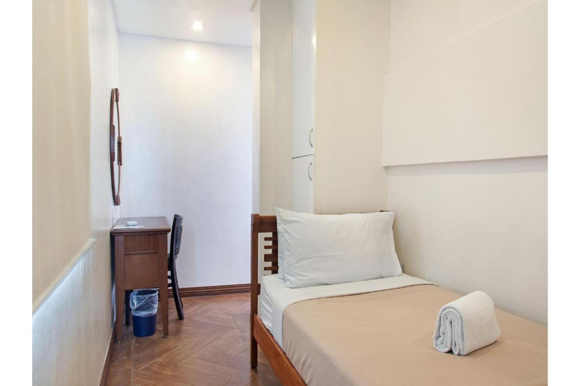 Townhouse Oak Avitel Hotel Near Osmena Highway, Pnr Pasay Station, Metro Manila Makati City Zewnętrze zdjęcie