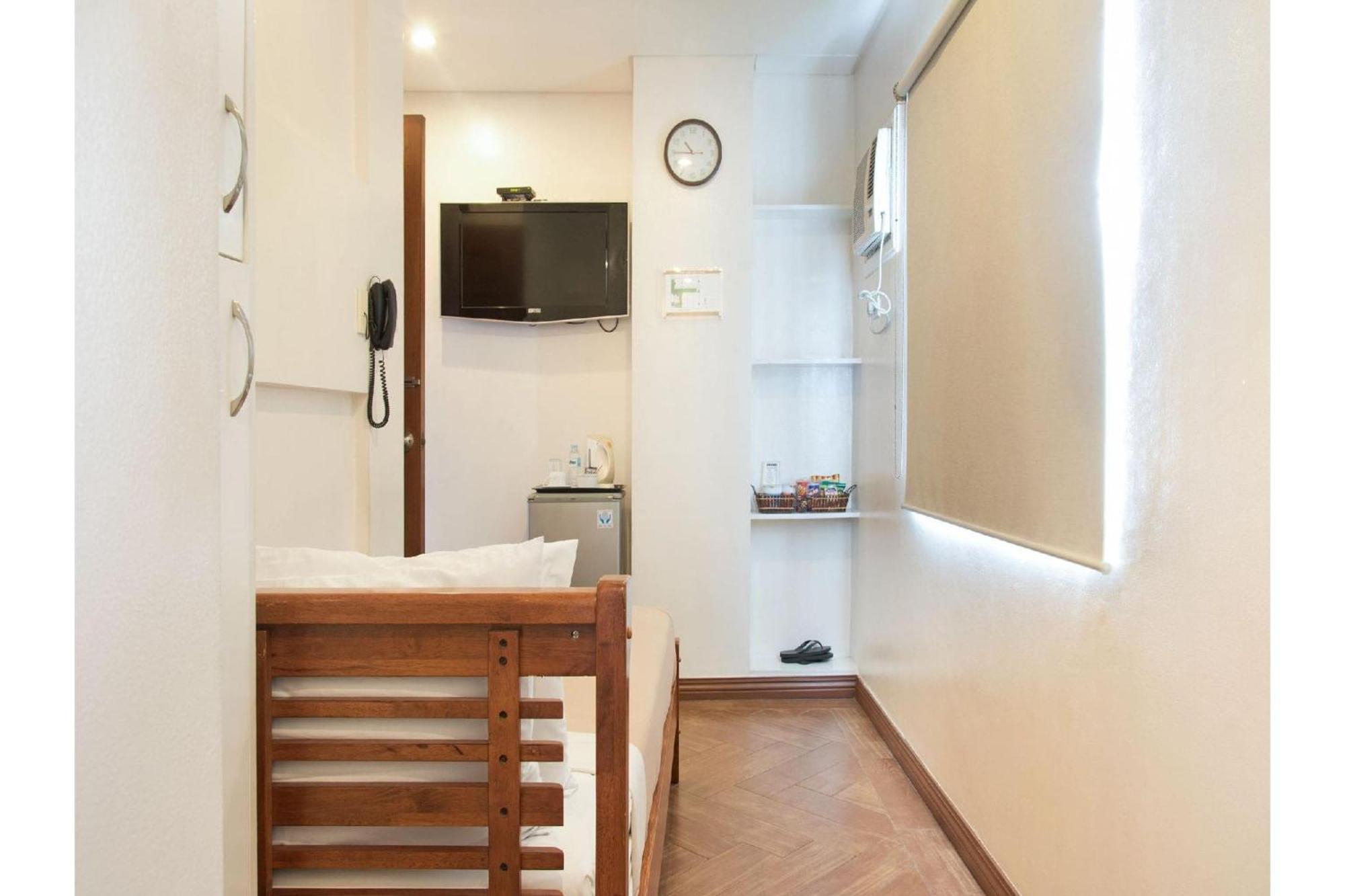 Townhouse Oak Avitel Hotel Near Osmena Highway, Pnr Pasay Station, Metro Manila Makati City Zewnętrze zdjęcie